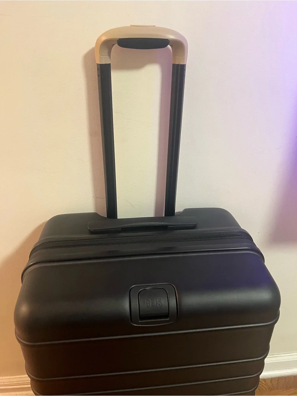 BEIS Medium Check-In Black (Brand New)